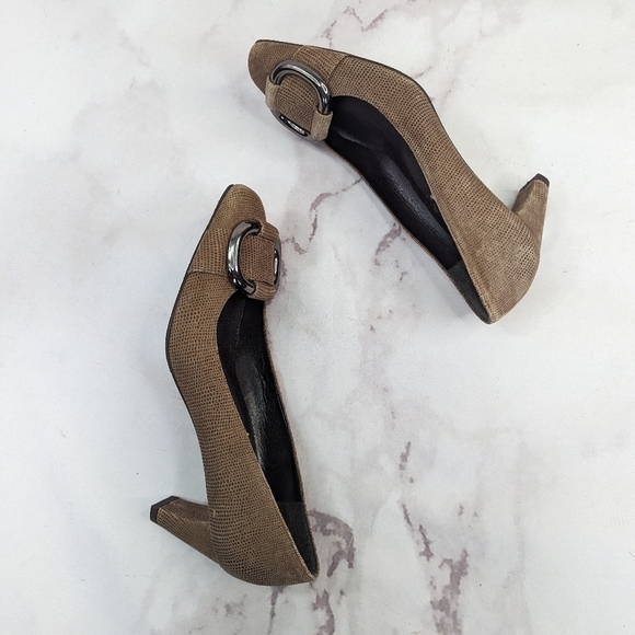 Stuart Weitzman 6.5 M Block Heel Pumps Women Tan Square Toe Buckle Snakeskin - Picture 9 of 11